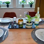 Neu - Oki-home - Zentral Mit Parkplatz Apartmán