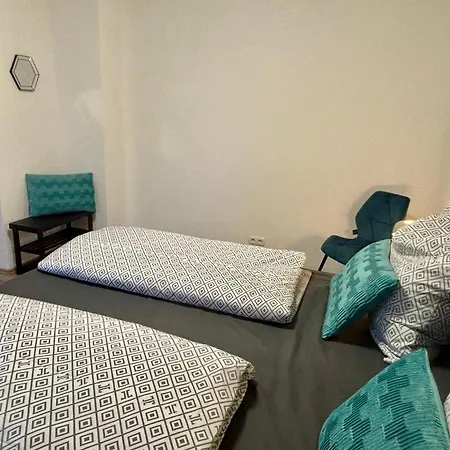 Oki-home - Zentral, Parkplatz * Rothenburg ob der Tauber